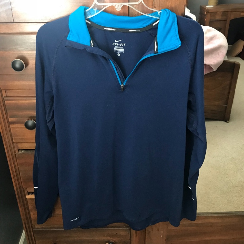 Nike dryfit pullover